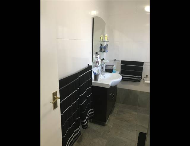 1 BEDROOM APARTMENT FOR SALE IN GREENSTONE HILL